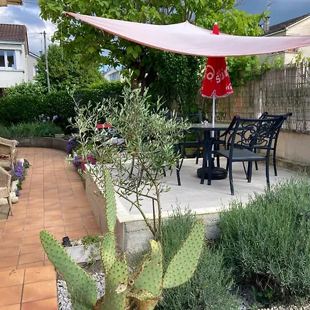 La Maison Flores